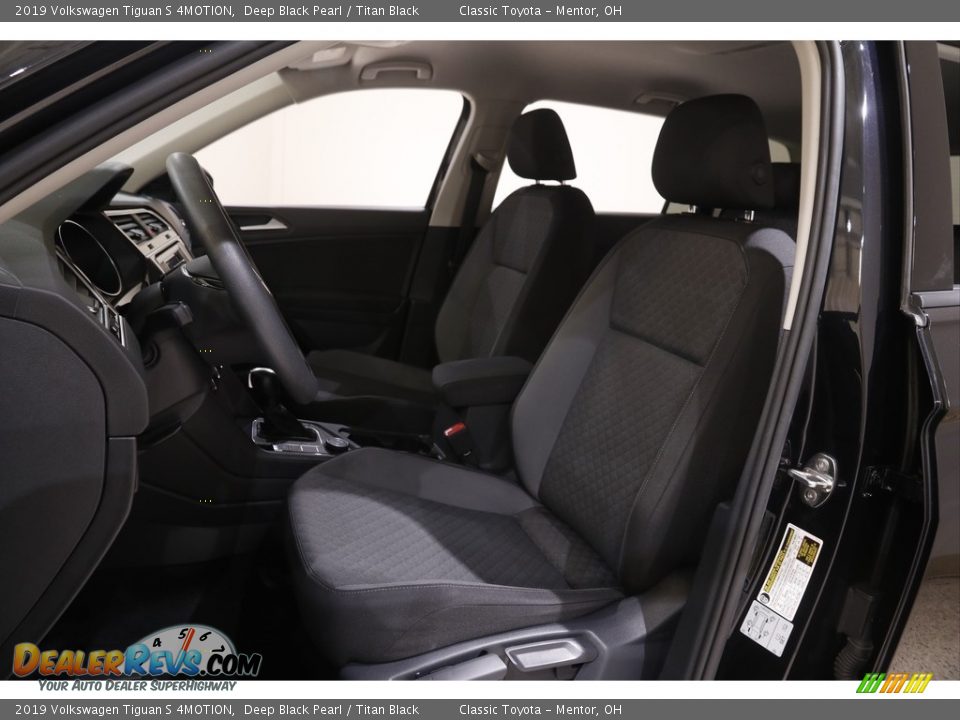 2019 Volkswagen Tiguan S 4MOTION Deep Black Pearl / Titan Black Photo #5