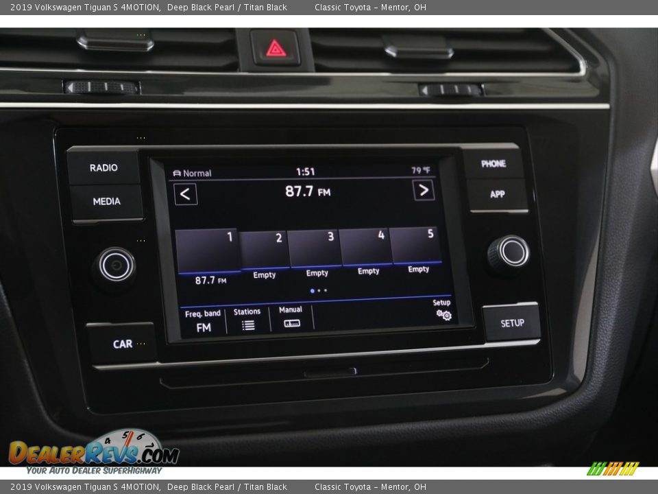 2019 Volkswagen Tiguan S 4MOTION Deep Black Pearl / Titan Black Photo #11