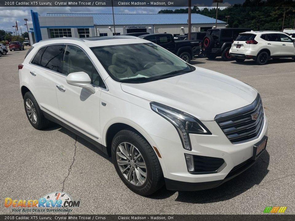 2018 Cadillac XT5 Luxury Crystal White Tricoat / Cirrus Photo #4