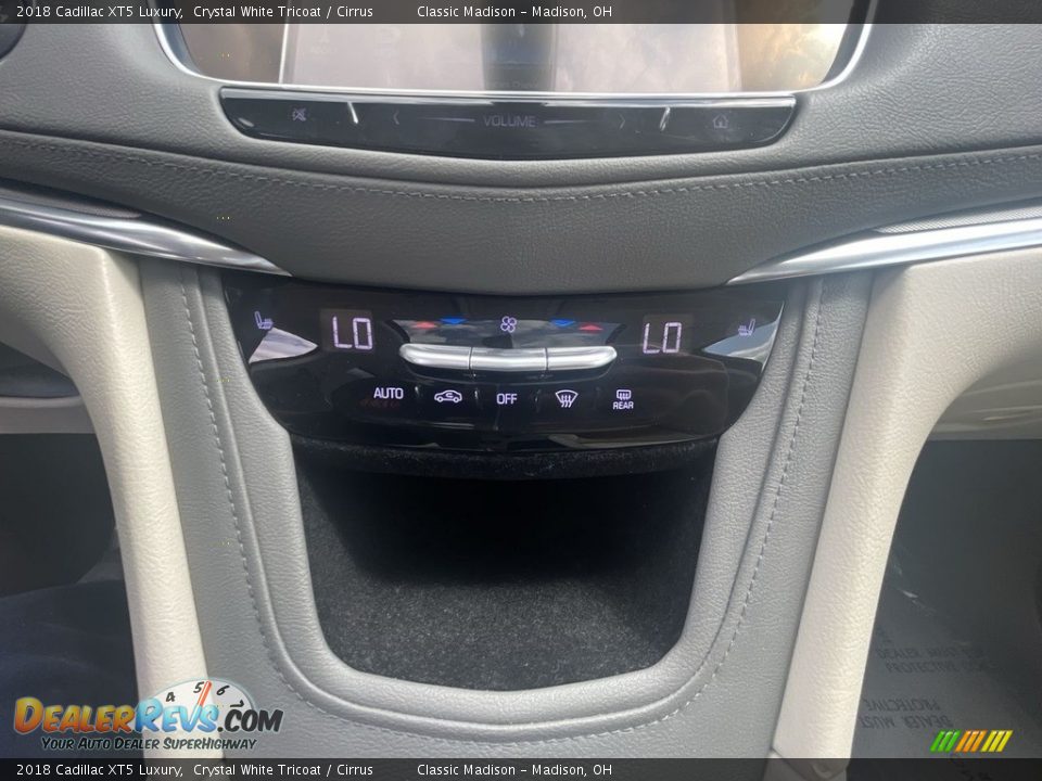 2018 Cadillac XT5 Luxury Crystal White Tricoat / Cirrus Photo #13