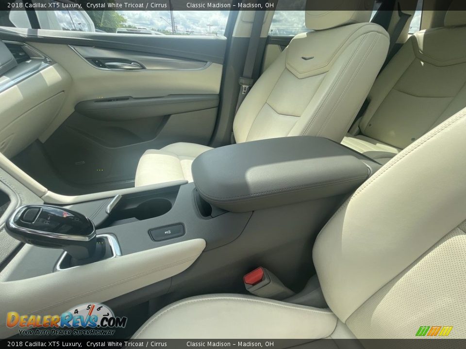 2018 Cadillac XT5 Luxury Crystal White Tricoat / Cirrus Photo #15