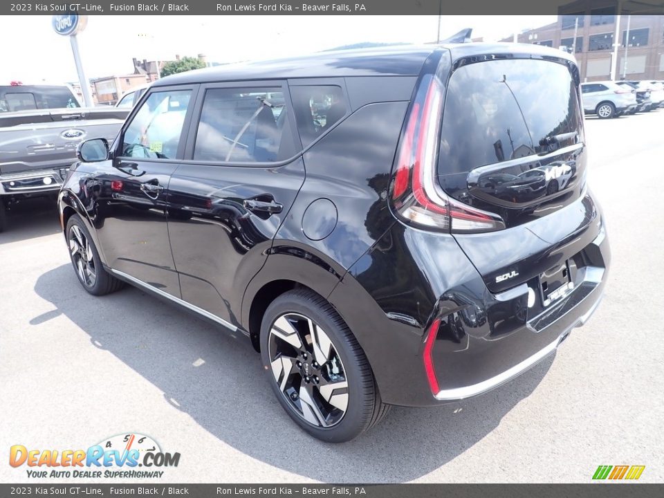 2023 Kia Soul GT-Line Fusion Black / Black Photo #6