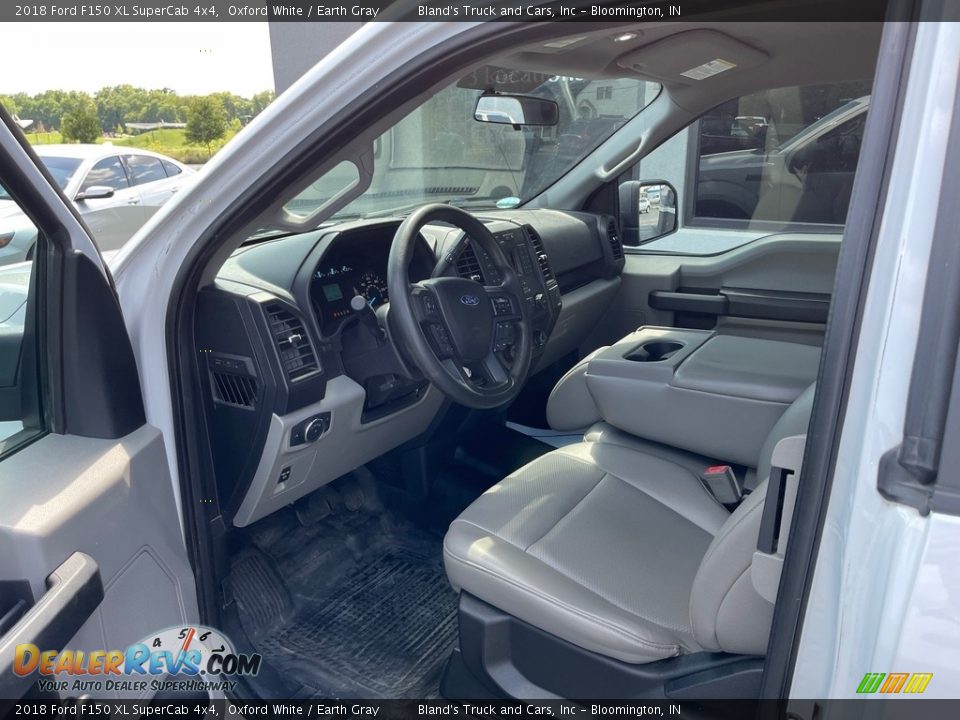 2018 Ford F150 XL SuperCab 4x4 Oxford White / Earth Gray Photo #4