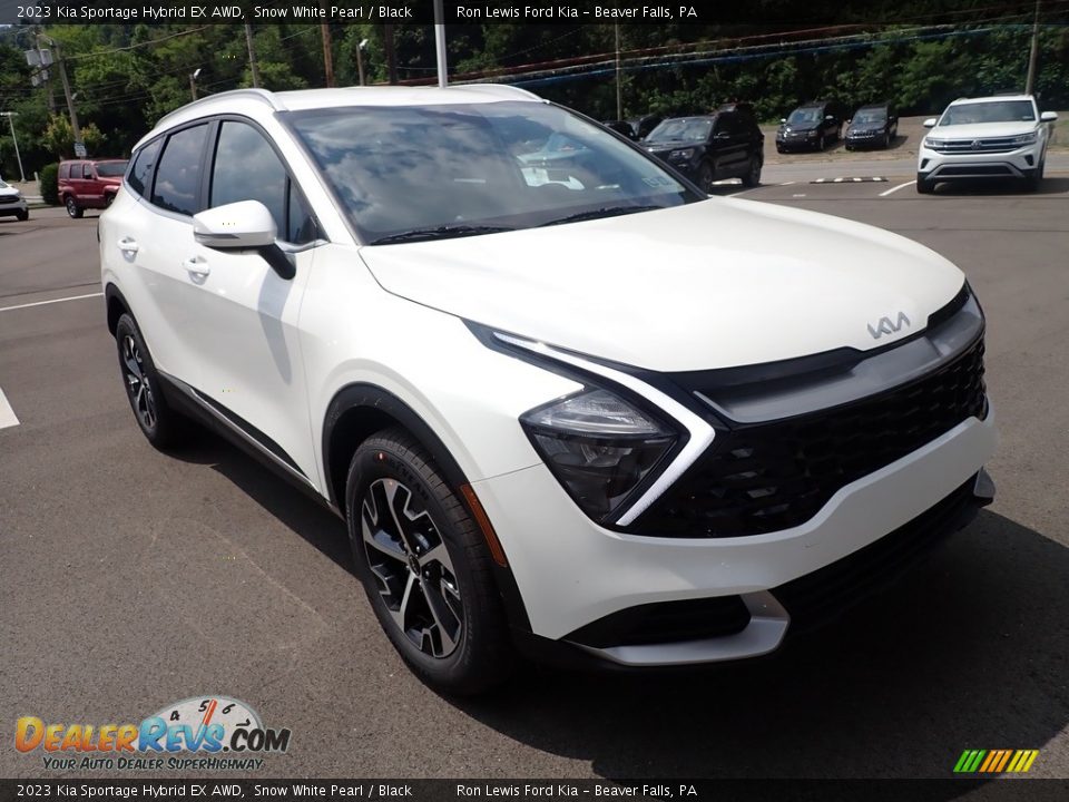 Front 3/4 View of 2023 Kia Sportage Hybrid EX AWD Photo #2