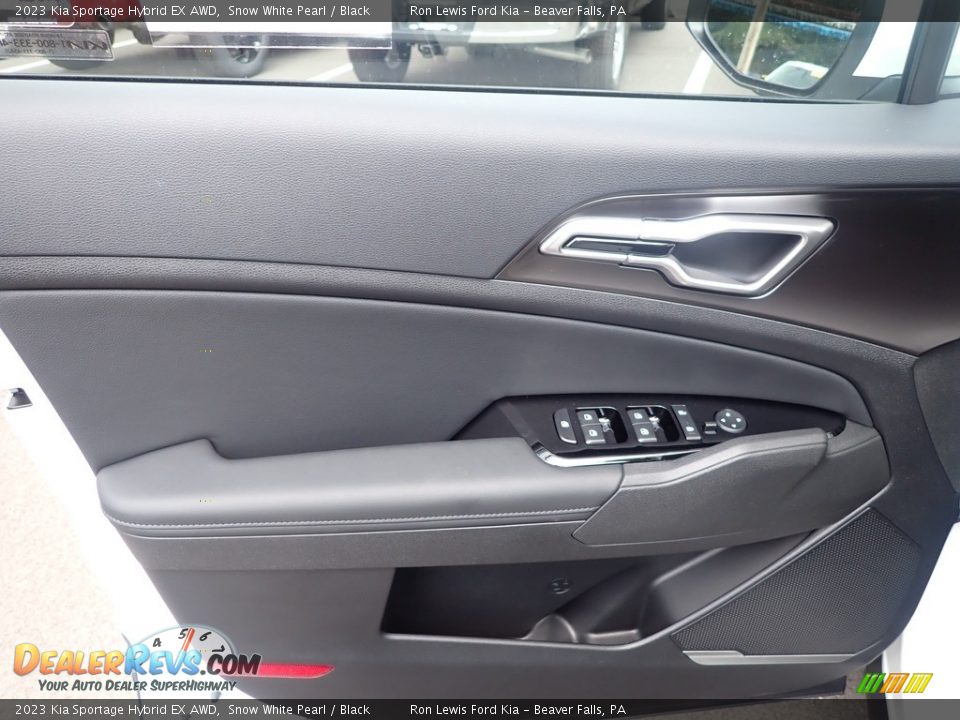 Door Panel of 2023 Kia Sportage Hybrid EX AWD Photo #19