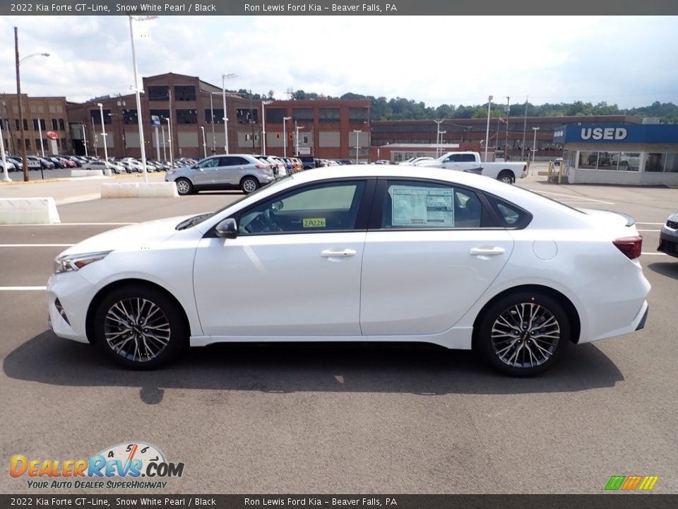 2022 Kia Forte GT-Line Snow White Pearl / Black Photo #5