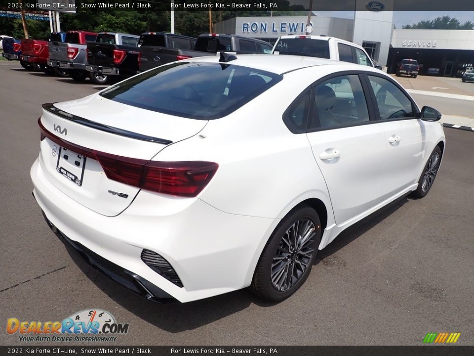 2022 Kia Forte GT-Line Snow White Pearl / Black Photo #8