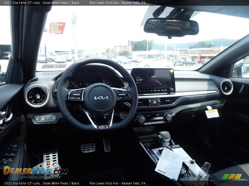 2022 Kia Forte GT-Line Snow White Pearl / Black Photo #13
