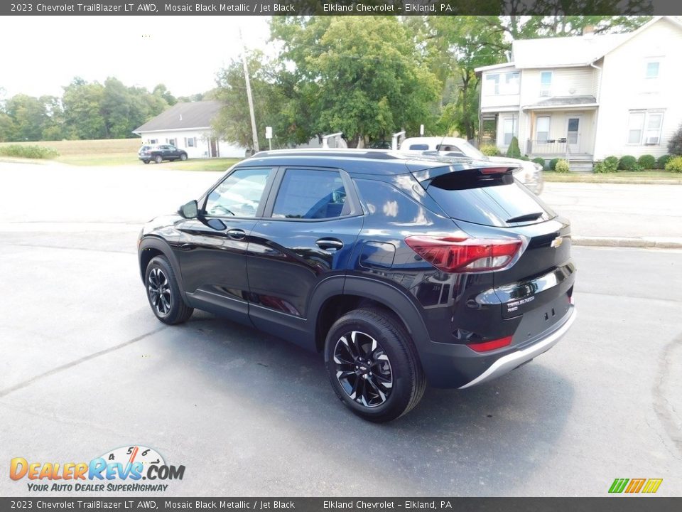 2023 Chevrolet TrailBlazer LT AWD Mosaic Black Metallic / Jet Black Photo #5