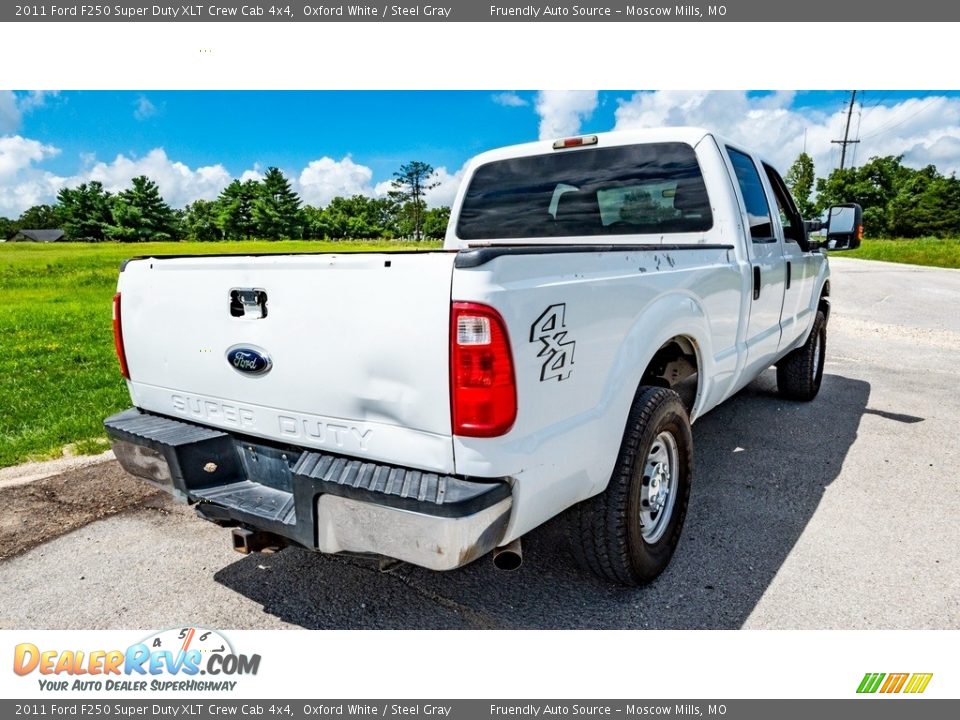 2011 Ford F250 Super Duty XLT Crew Cab 4x4 Oxford White / Steel Gray Photo #4