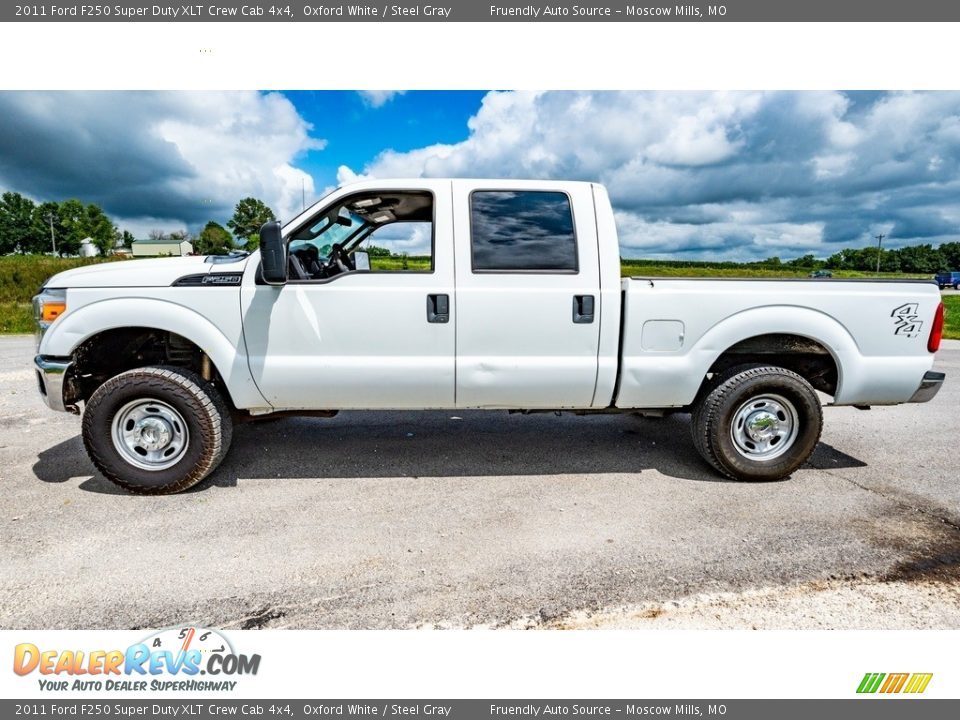 2011 Ford F250 Super Duty XLT Crew Cab 4x4 Oxford White / Steel Gray Photo #7