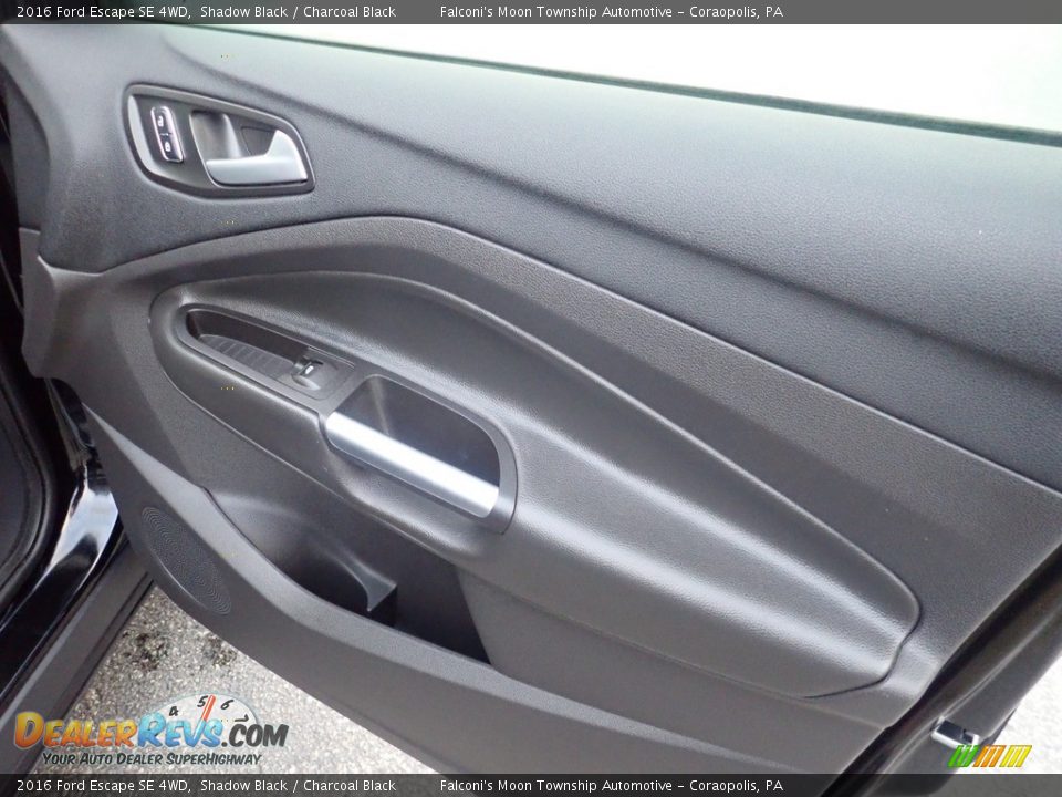 2016 Ford Escape SE 4WD Shadow Black / Charcoal Black Photo #14