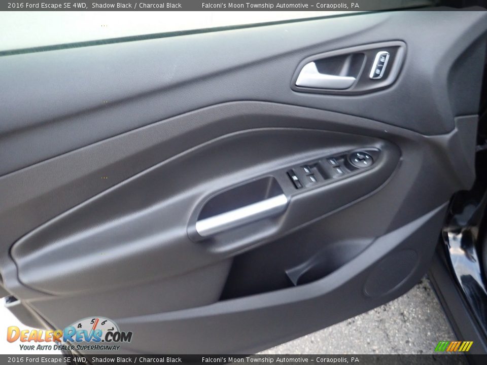 2016 Ford Escape SE 4WD Shadow Black / Charcoal Black Photo #21