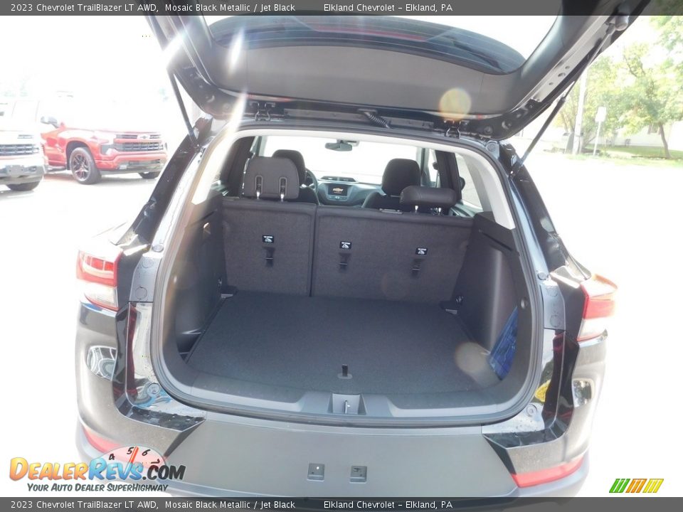 2023 Chevrolet TrailBlazer LT AWD Trunk Photo #10