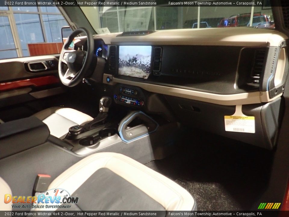 Medium Sandstone Interior - 2022 Ford Bronco Wildtrak 4x4 2-Door Photo #12