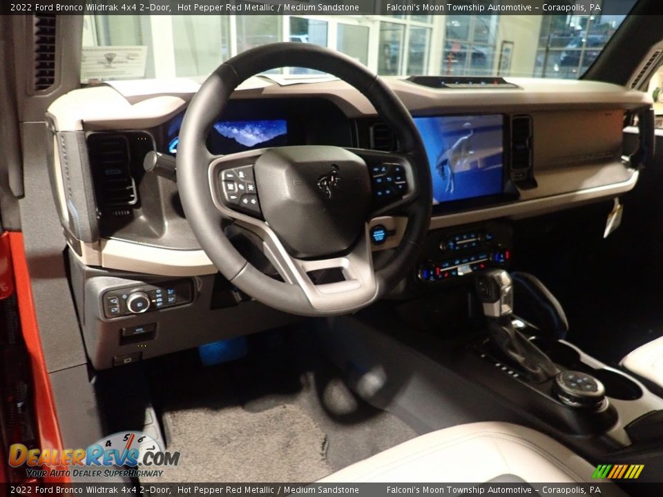 Dashboard of 2022 Ford Bronco Wildtrak 4x4 2-Door Photo #19