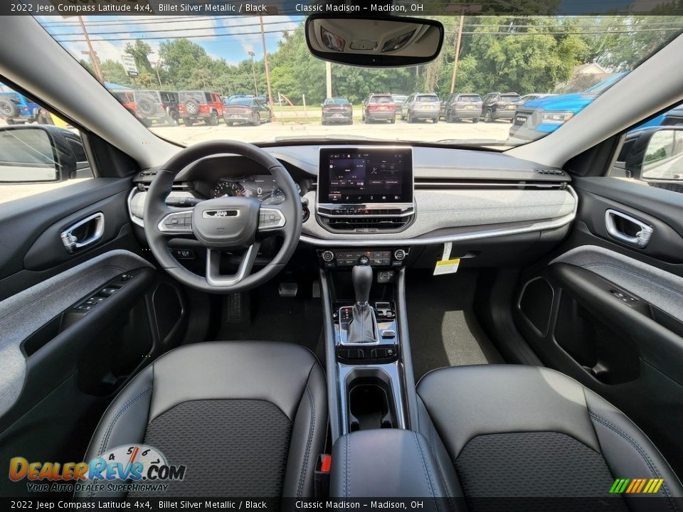 2022 Jeep Compass Latitude 4x4 Billet Silver Metallic / Black Photo #4