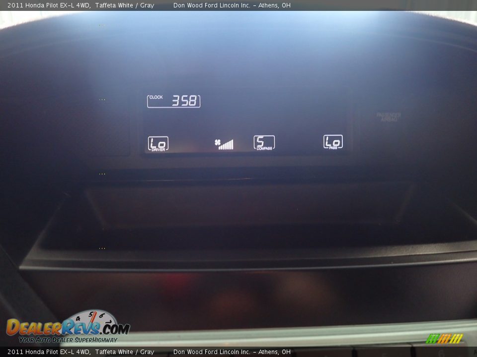 2011 Honda Pilot EX-L 4WD Taffeta White / Gray Photo #24