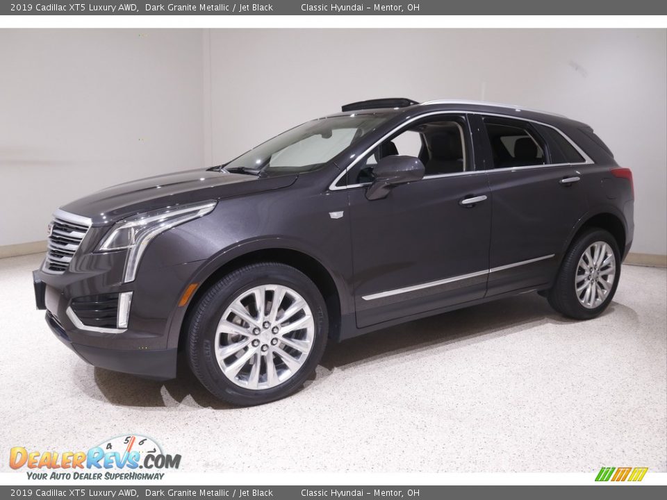 2019 Cadillac XT5 Luxury AWD Dark Granite Metallic / Jet Black Photo #3