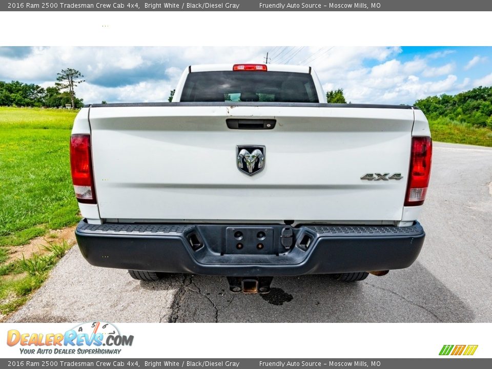 2016 Ram 2500 Tradesman Crew Cab 4x4 Bright White / Black/Diesel Gray Photo #5