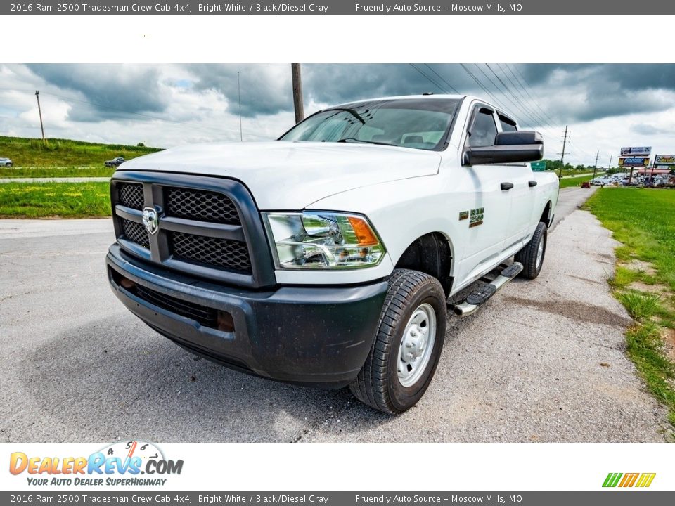 2016 Ram 2500 Tradesman Crew Cab 4x4 Bright White / Black/Diesel Gray Photo #8