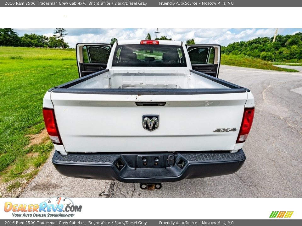 2016 Ram 2500 Tradesman Crew Cab 4x4 Bright White / Black/Diesel Gray Photo #21