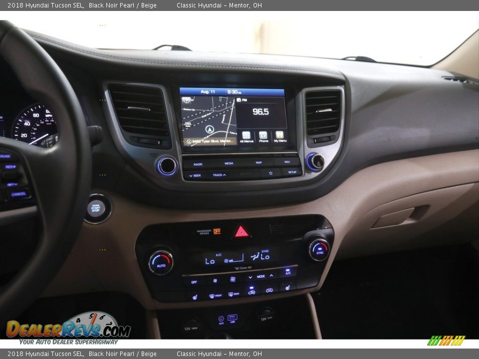 Controls of 2018 Hyundai Tucson SEL Photo #9
