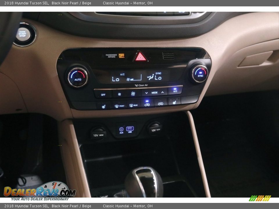 Controls of 2018 Hyundai Tucson SEL Photo #14