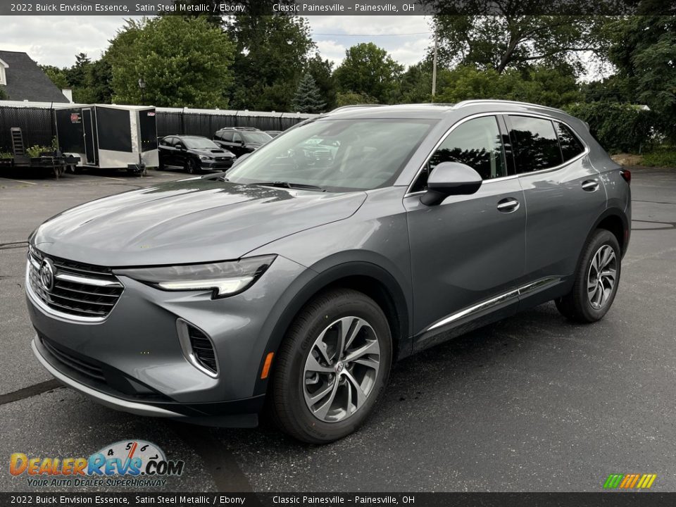 Front 3/4 View of 2022 Buick Envision Essence Photo #1