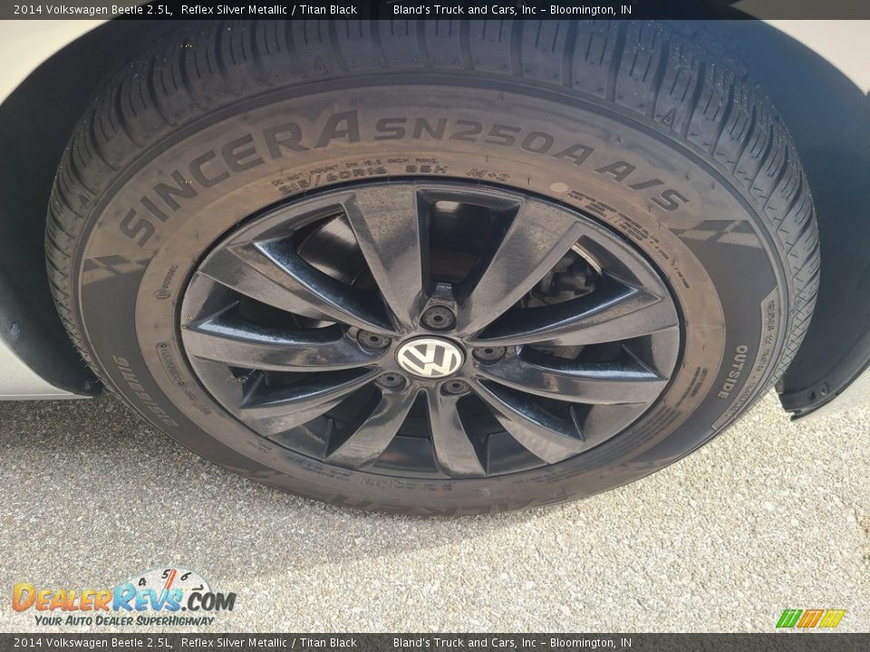 2014 Volkswagen Beetle 2.5L Reflex Silver Metallic / Titan Black Photo #14