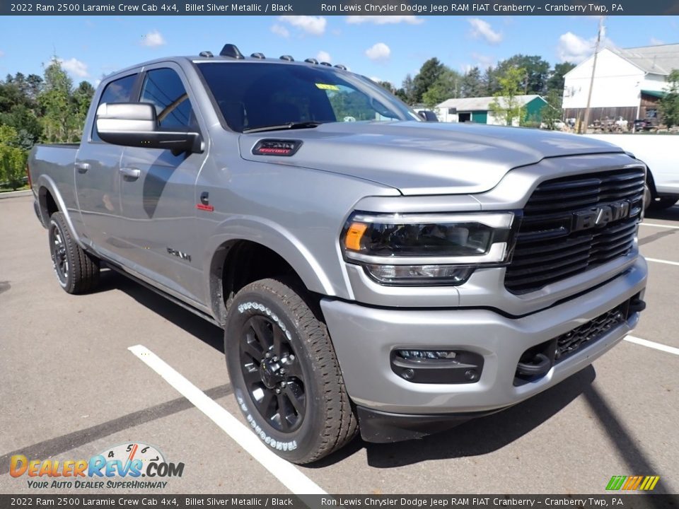 Front 3/4 View of 2022 Ram 2500 Laramie Crew Cab 4x4 Photo #7