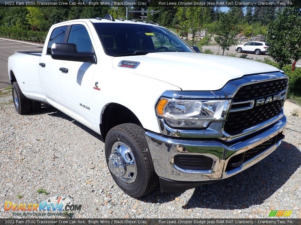 2022 Ram 3500 Tradesman Crew Cab 4x4 Bright White / Black/Diesel Gray Photo #7