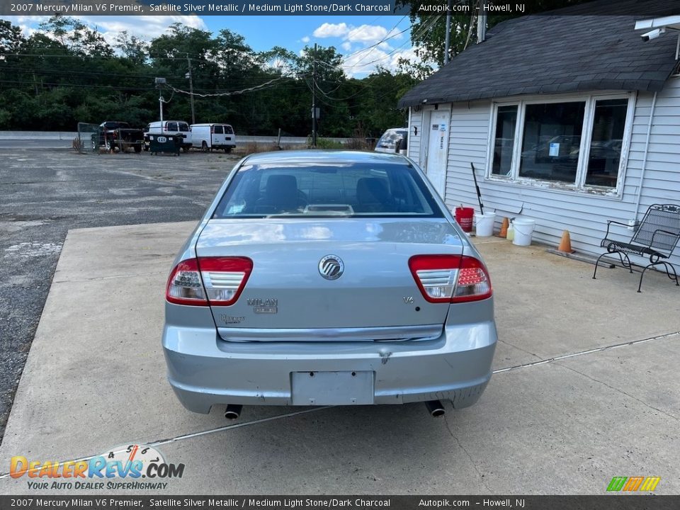 2007 Mercury Milan V6 Premier Satellite Silver Metallic / Medium Light Stone/Dark Charcoal Photo #7