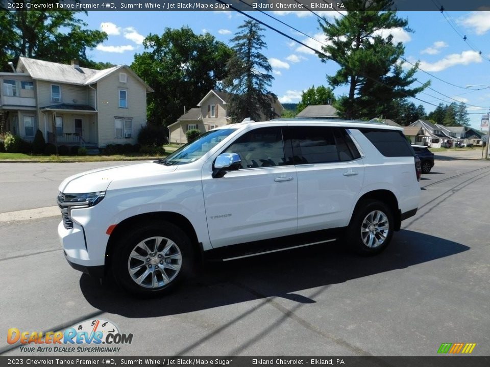 Front 3/4 View of 2023 Chevrolet Tahoe Premier 4WD Photo #7