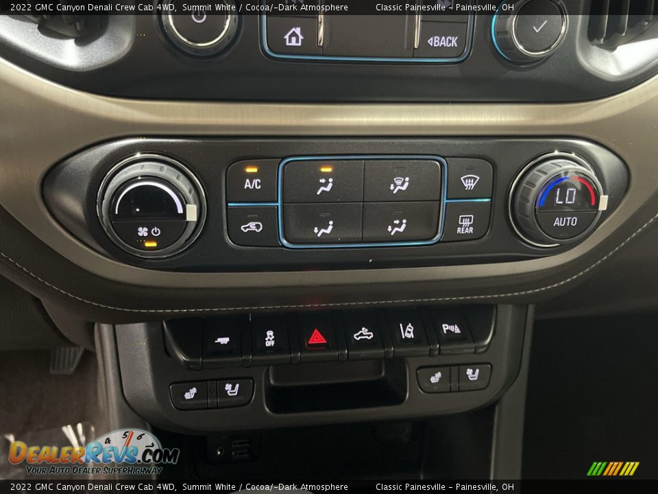 Controls of 2022 GMC Canyon Denali Crew Cab 4WD Photo #9