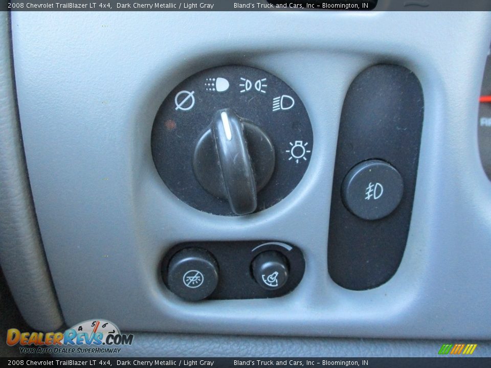 Controls of 2008 Chevrolet TrailBlazer LT 4x4 Photo #11