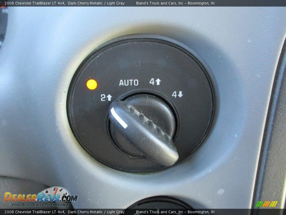Controls of 2008 Chevrolet TrailBlazer LT 4x4 Photo #15