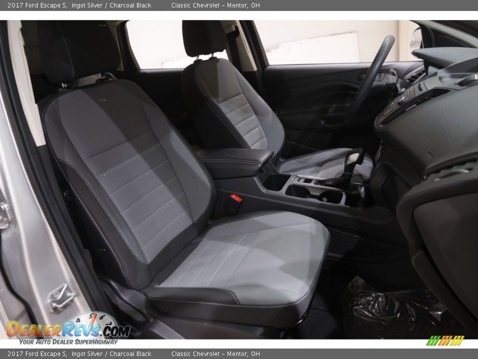 2017 Ford Escape S Ingot Silver / Charcoal Black Photo #15