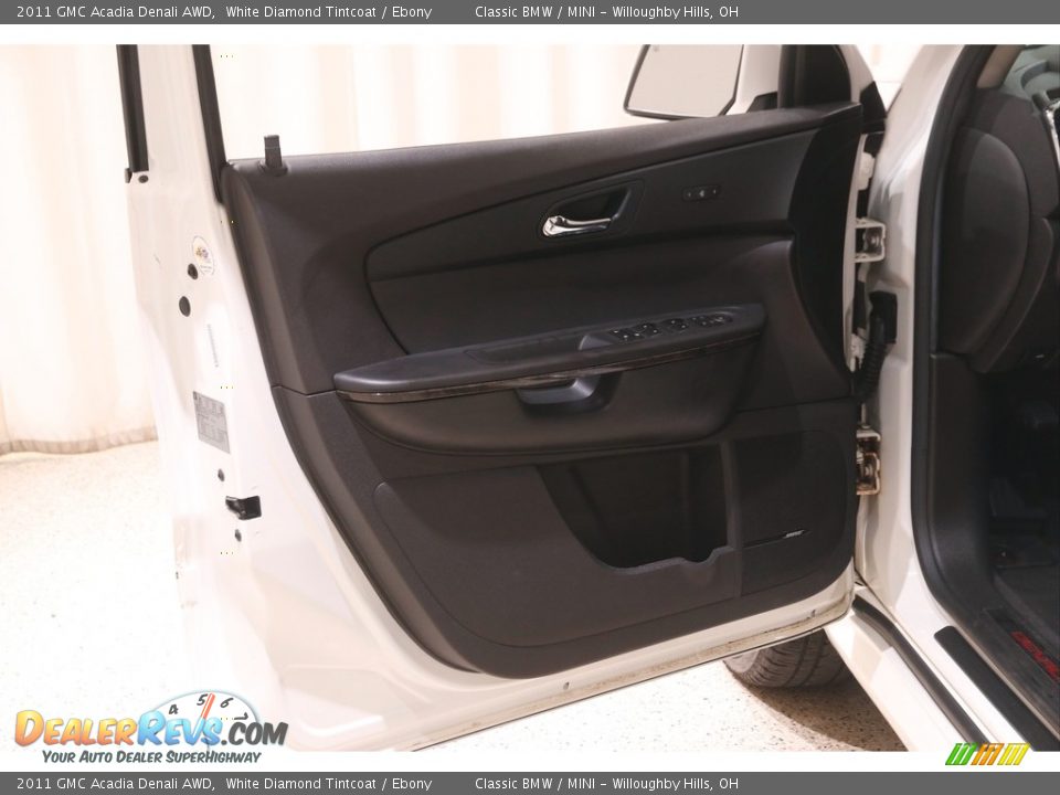 2011 GMC Acadia Denali AWD White Diamond Tintcoat / Ebony Photo #4