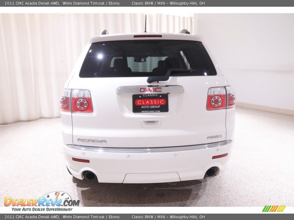 2011 GMC Acadia Denali AWD White Diamond Tintcoat / Ebony Photo #17