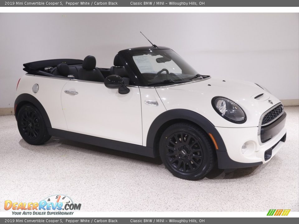 2019 Mini Convertible Cooper S Pepper White / Carbon Black Photo #1