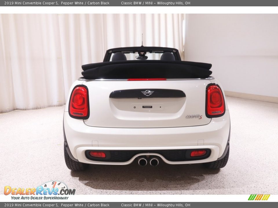 2019 Mini Convertible Cooper S Pepper White / Carbon Black Photo #19