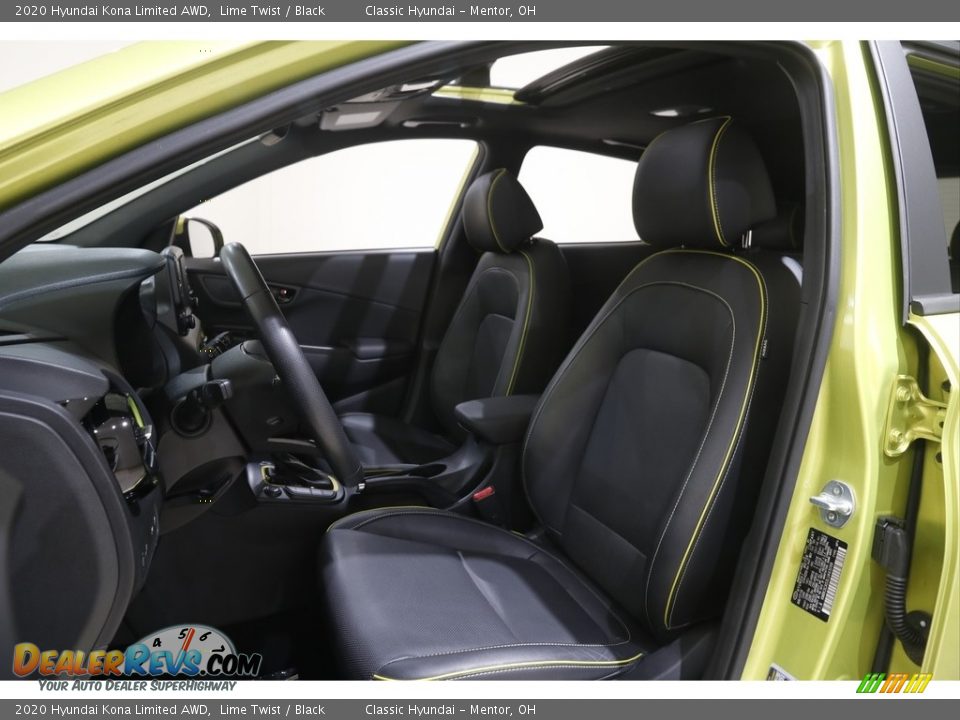 Front Seat of 2020 Hyundai Kona Limited AWD Photo #5