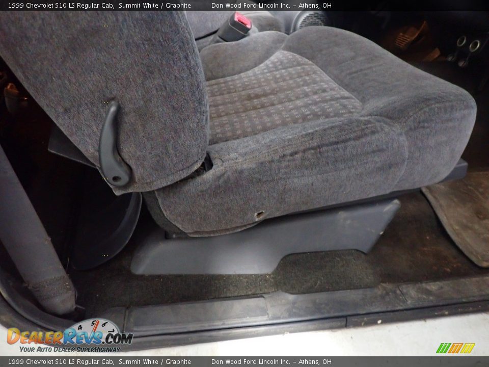 1999 Chevrolet S10 LS Regular Cab Summit White / Graphite Photo #26