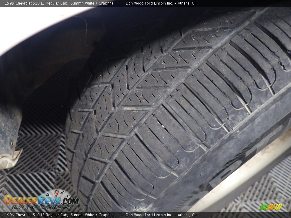 1999 Chevrolet S10 LS Regular Cab Summit White / Graphite Photo #28