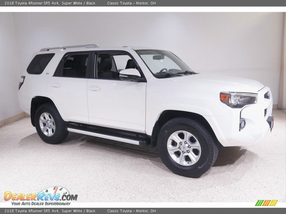 2018 Toyota 4Runner SR5 4x4 Super White / Black Photo #1