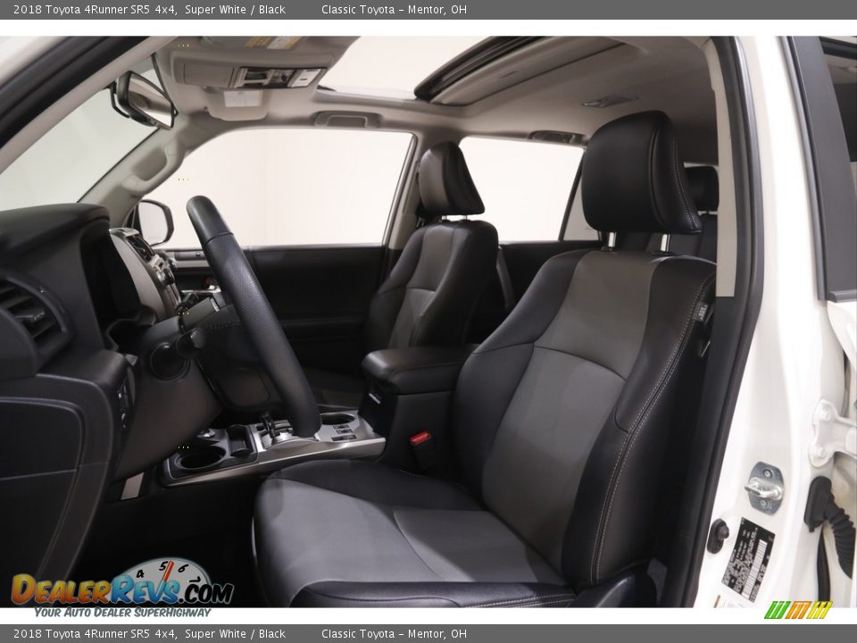 2018 Toyota 4Runner SR5 4x4 Super White / Black Photo #5