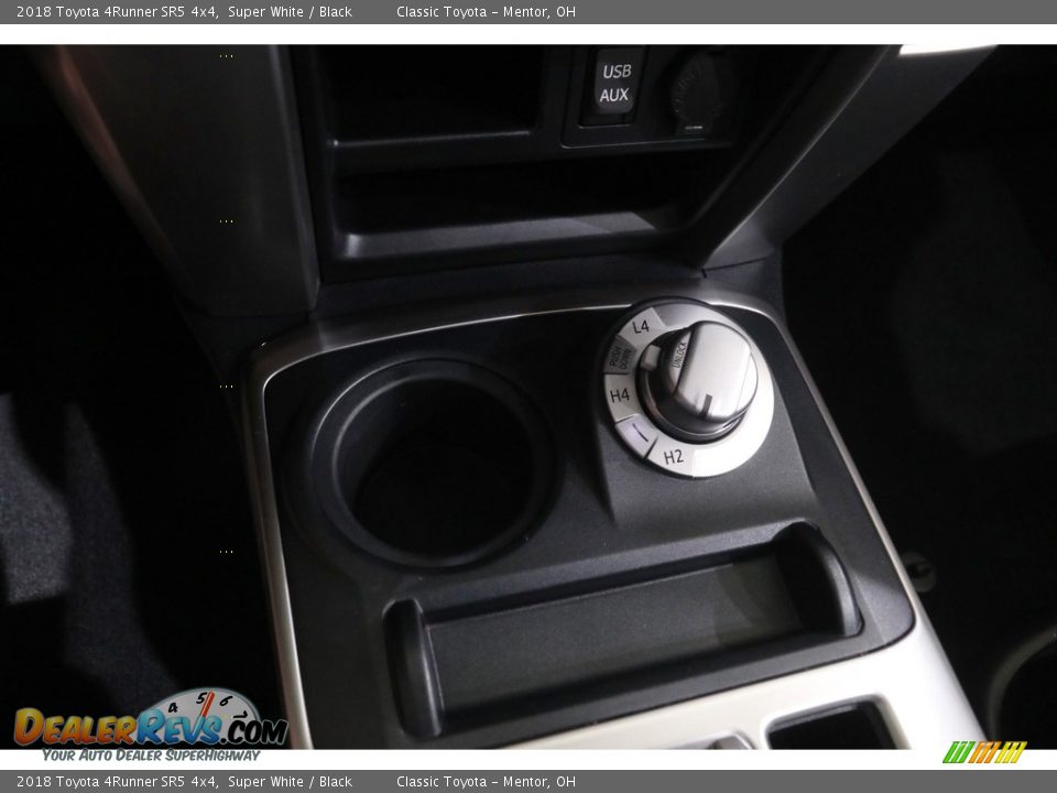 2018 Toyota 4Runner SR5 4x4 Super White / Black Photo #16