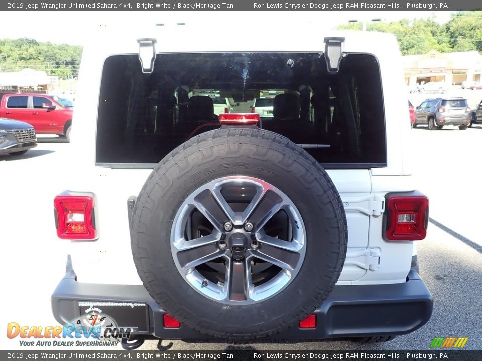 2019 Jeep Wrangler Unlimited Sahara 4x4 Bright White / Black/Heritage Tan Photo #4