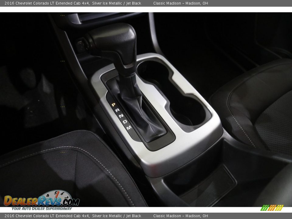 2016 Chevrolet Colorado LT Extended Cab 4x4 Shifter Photo #14